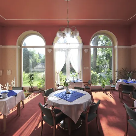 Couette-café Kastely 3*