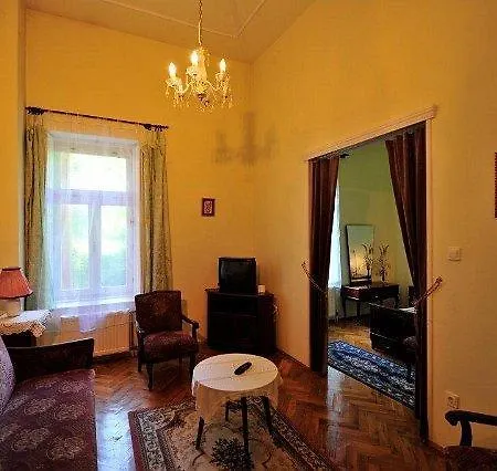 Couette-café Kastely 3*