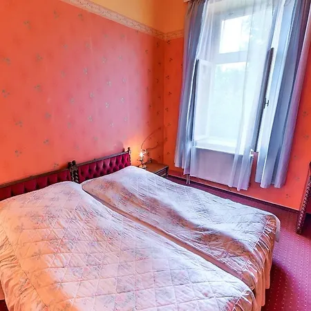 Kastely Couette-café 3*
