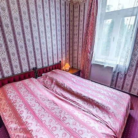 Couette-café Kastely 3*